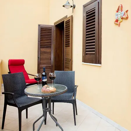 Holiday home Sosta Dei Garibaldini
