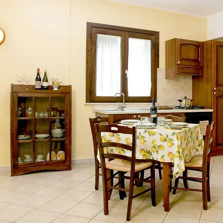 Holiday home Sosta Dei Garibaldini Campofelice Di Roccella